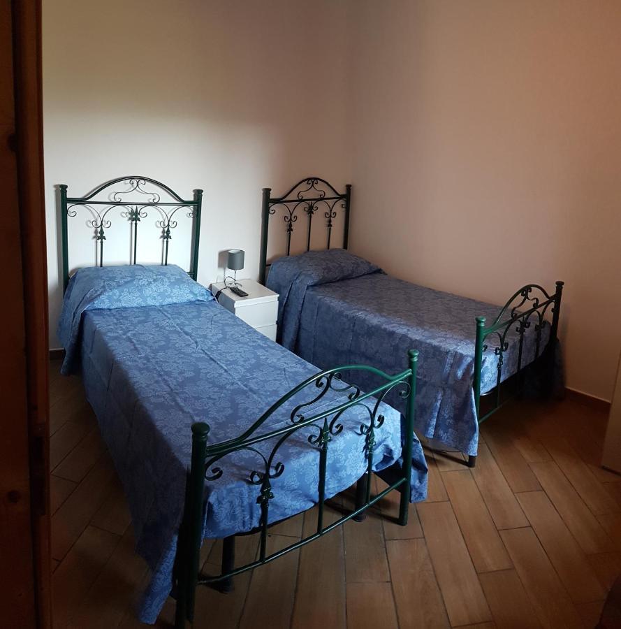 Locanda Dl'Angel Villar San Costanzo Екстер'єр фото
